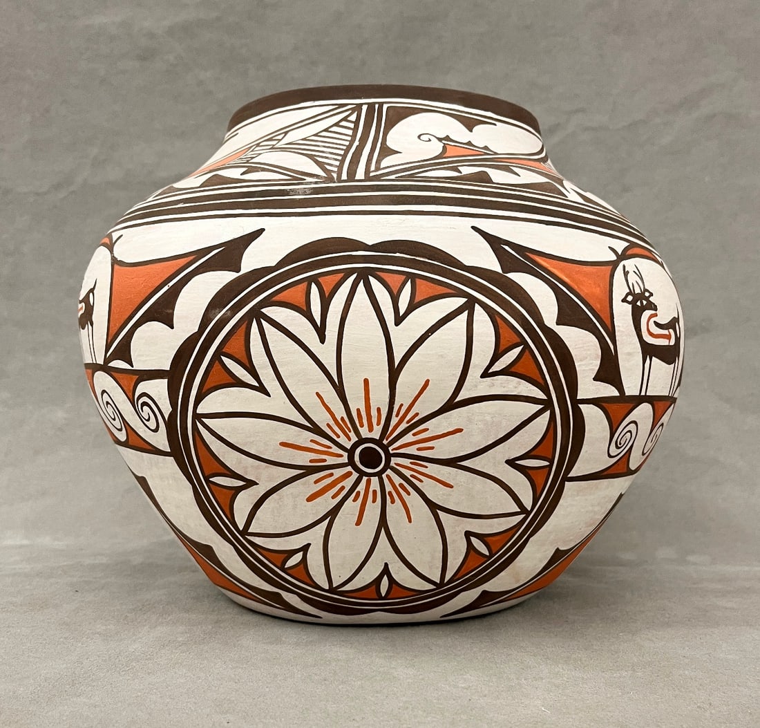SIGNED CLAUDINE HALOO NATIVE AMERICAN ZUNI PUEBLO POTTERY, 1989, - Height: 9.5 inches. (1 of 13)