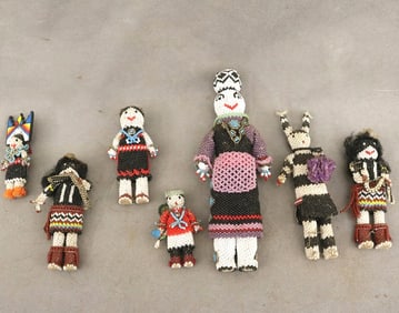 SEVEN ASSORTED NATIVE AMERICAN SOUTHWESTERN BEADED DOLLS,