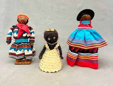THREE SEMINOLE OR MICCOSUKEE TRIBES OF FLORIDA DOLLS, - Height: Tallest doll: 11.5 inches.