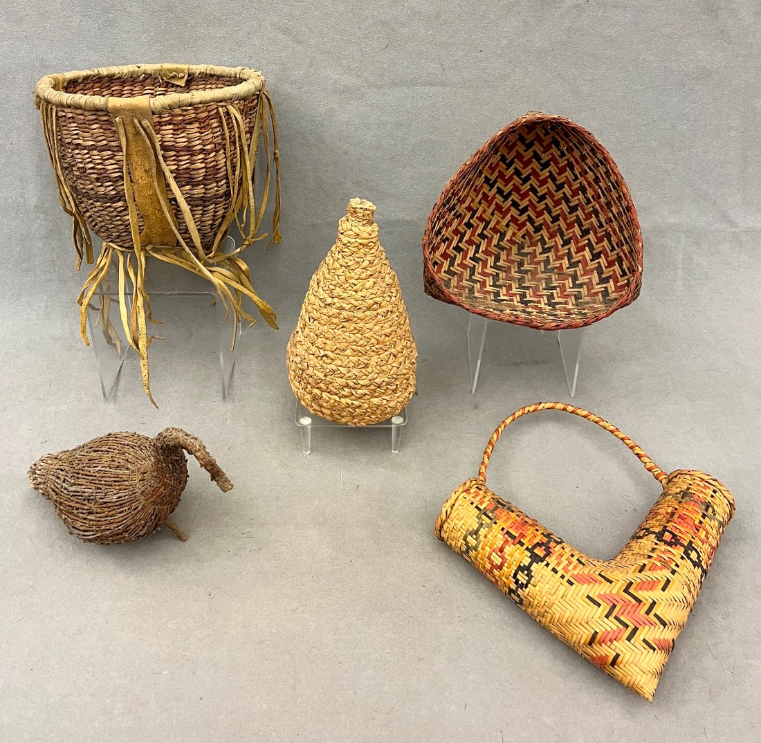 FIVE ASSORTED NATIVE AMERICAN WOVEN BASKETS INCLUDING DUCK, - Height (approx.): 7 inches. (1 of 20)