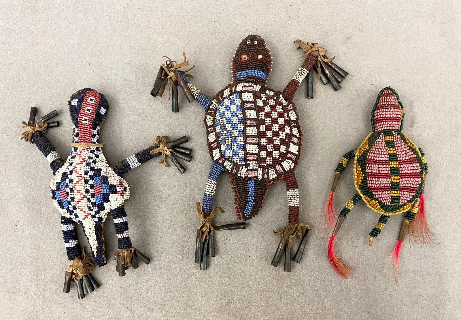 THREE NATIVE AMERICAN BEADED UMBILICAL FETISHES,AMULETS USED TO PROTECT A CHILD'S SPIRIT. - Height: (1 of 2)