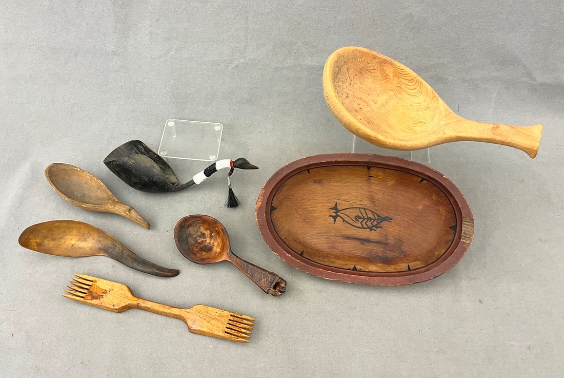 SEVEN ASSORTED NATIVE AMERICAN TRADITIONAL ARTIFACTS, (1 of 20)