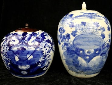 TWO CHINESE BLUE AND WHITE DECORATED PORCELAIN LIDDED CONTAINERS. - Height: (tallest jar): 8.25