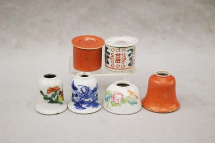 SIX CHINESE SCHOLAR DESK ACCESORIES INCLUDING FOUR PORCELAIN INK WELLS AND TWO LIDDLED OINTMENT