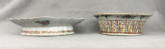 TWO CHINESE ROSE MEDALLION PORCELAIN TABLE VESSELS, 19th century.