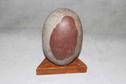 SHIVA LINGA STONE. - Wt. app. 8 lbs. H: app. 7 in.