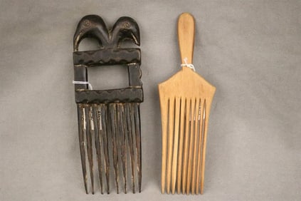 MALIAN DOGON COMB WITH TWO STYLIZED HORNBILLS AT THE TOP, - Length: 10 inches.