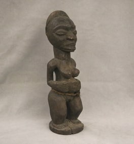 CONGOLESE LUBA HEMBA FEMALE STATUE. - Height: 16 inches.
