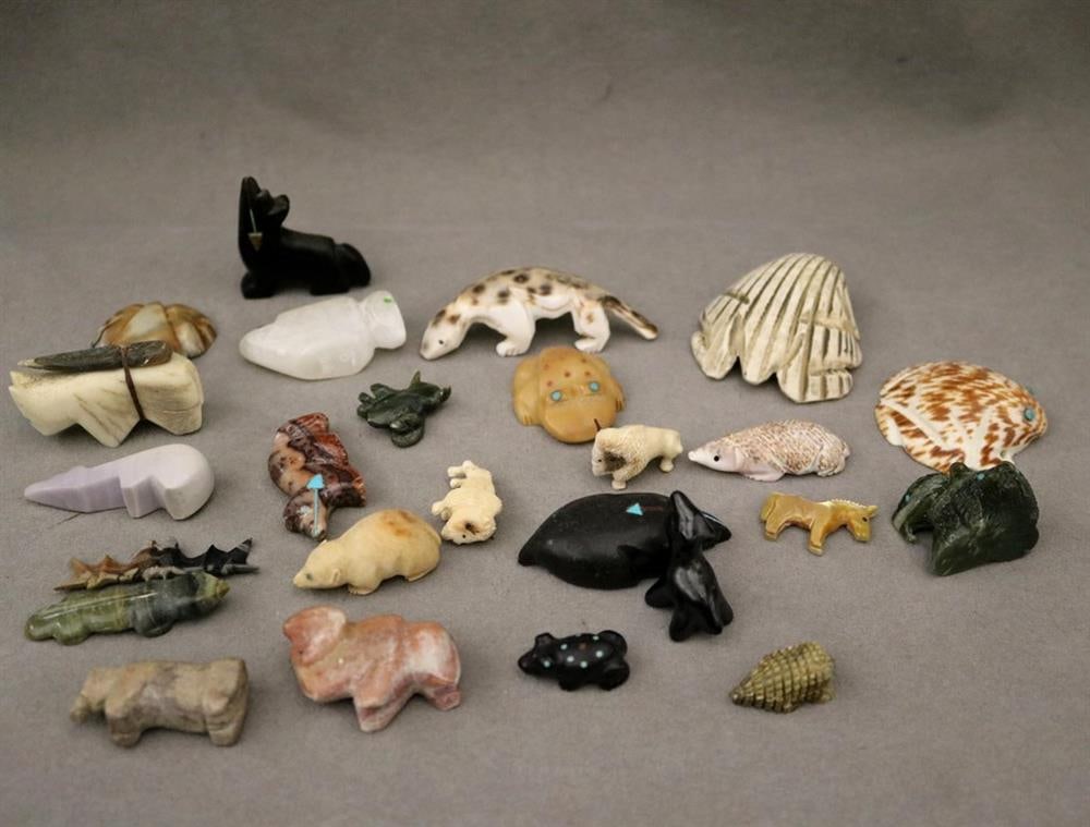 TWENTY-FIVE ASSORTED ZUNI FETISH CARVINGS, NEW MEXICO, TRADITIONAL ART OF THE NATIVE AMERICAN: TWENTY-FIVE ASSORTED ZUNI FETISH CARVINGS, NEW MEXICO, TRADITIONAL ART OF THE NATIVE AMERICAN SOUTHWEST. Set of 25 vintage assorted Zuni Fetish carvings from the Zuni Pueblo in New Mexico, part of the