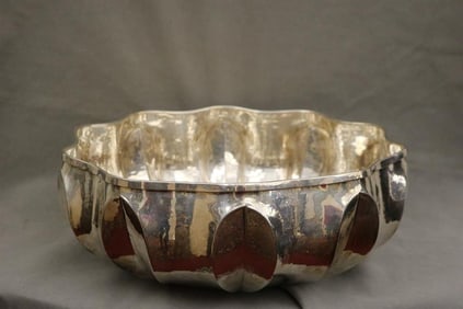 CONTEMPORARY ITALIAN SILVER-PLATED CENTER BOWL, - H: 6 in. D: 16 in.