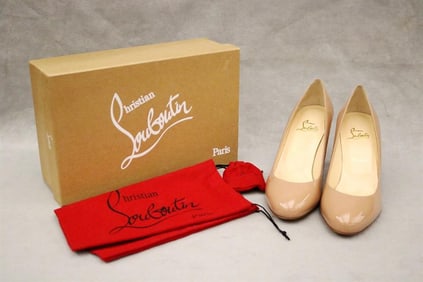 PAIR LADY'S CHRISTIAN LOUBOUTIN NUDE PATENT LEATHER "FIFIFA" ROUND TOE PUMPS, SIZE 40.