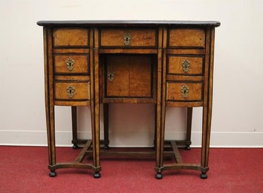 GERMAN ELM, BURR-WALNUT AND PARQUETRY BUREAU MAZARIN. late 17th century. - H: 30 1/2". W: 33". D: