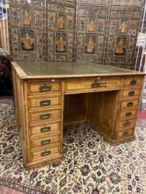 UNUSUAL ENGLISH SQUARE GOLDEN OAK PARTNER'S DESK. late 19th century. - H: 31 1/2 in. Top, 49 1/2 in.