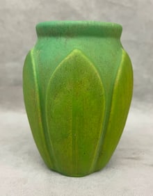 ROSEVILLE POTTERY EARLY VELMOSS MATTE GREEN ARTS & CRAFTS ERA ART POTTERY VASE, circa 1910.