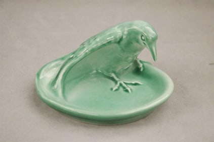 ROOKWOOD ART POTTERY GREEN MONOCHROME "ROOK" ASHTRAY. 1949. - H: 4 1/2 in.