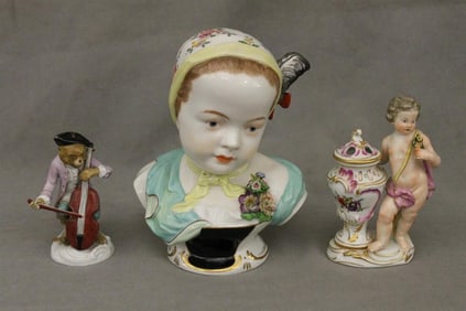 THREE ASSORTED GERMAN POLYCHROMED PORCELAIN FIGURES, 19th century.