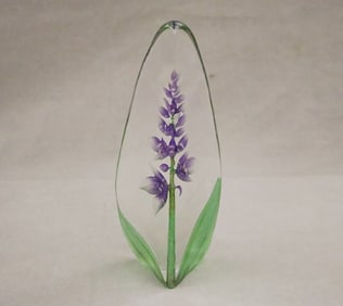 MATS JONASSON, SWEDEN, CONTEMPORARY CRYSTAL CUT, ETCHED AND COLORED TABLETOP ORNAMENT, - H: 10 3/4