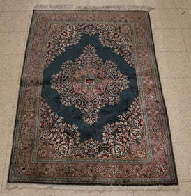 KERMAN PATTERN HAND-WOVEN WOOL AREA RUG. - App. 4 ft. 7 in. x 7 ft.