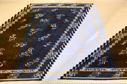 CHINESE ROOM-SIZE RUG, - App. 9 ft. 6 in. x 7 ft. 10 in.