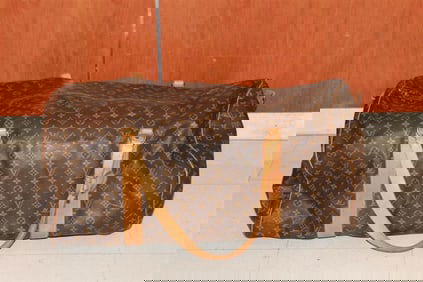 LOUIS VUITTON MONOGRAM CANVAS SAC POLOCHON TRAVEL OR DUFFLE BAG. - L: app 26 in. D: app. 15 in.