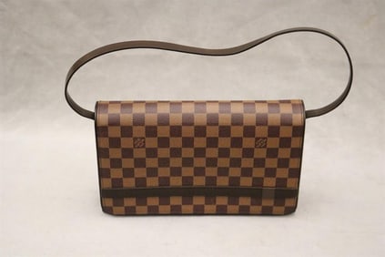 LOUIS VUITTON TRIBECA POCHETTE IN DAMIER CANVAS WITH SHOULDER STRAP. - 11 in. x 7 in. x 3in.