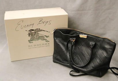 BURBERRY DEWSBURY TOTE BAG.