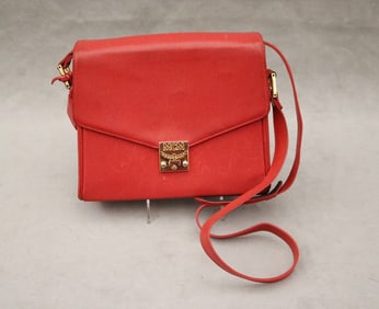MCM "PATRICIA" RED CALFSKIN CROSSBODY BAG.