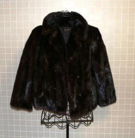 LADY'S VINTAGE BROWN MINK JACKET, Retailed by Gartenhaus.