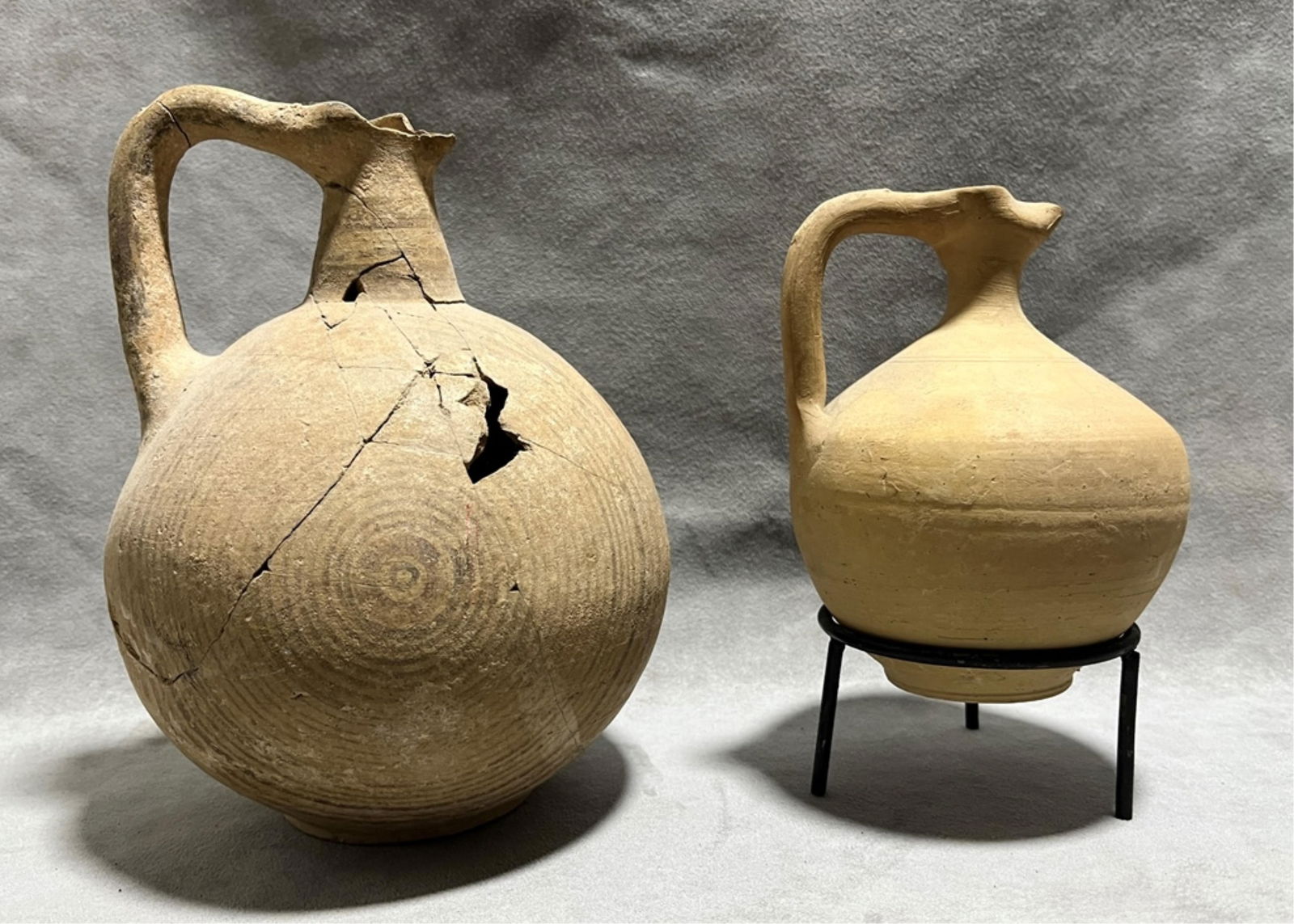 Ancient ceramic Flagon, likely from the Iron Age of the Judean or Cypriot region, height (largest (1 of 16)