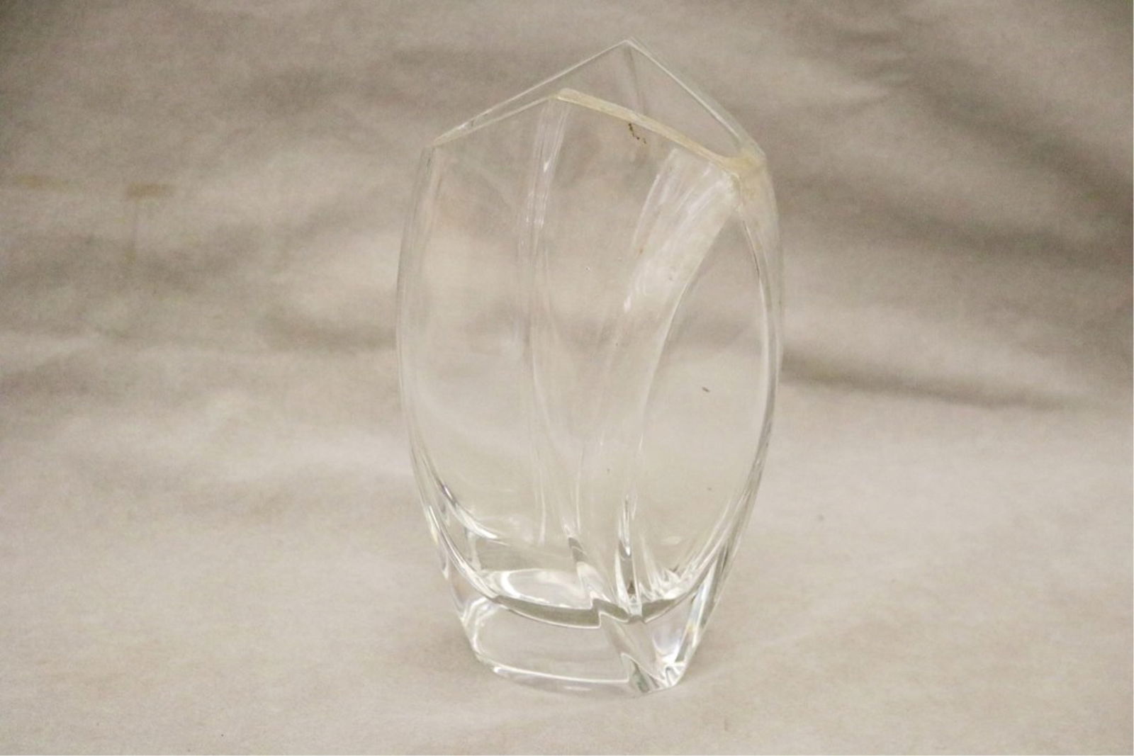 BACARRAT COLORLESS CRYSTAL FLARING, PANELED VASE - Height: 10 3/4".. (1 of 7)