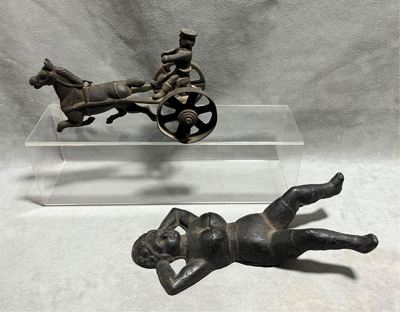 CAST IRON HORSE-DRAWN SULKY TOY AND NAUGHTY NELLIE BOOT JACK late 19th-early 20th century - L: 10 (1 of 15)