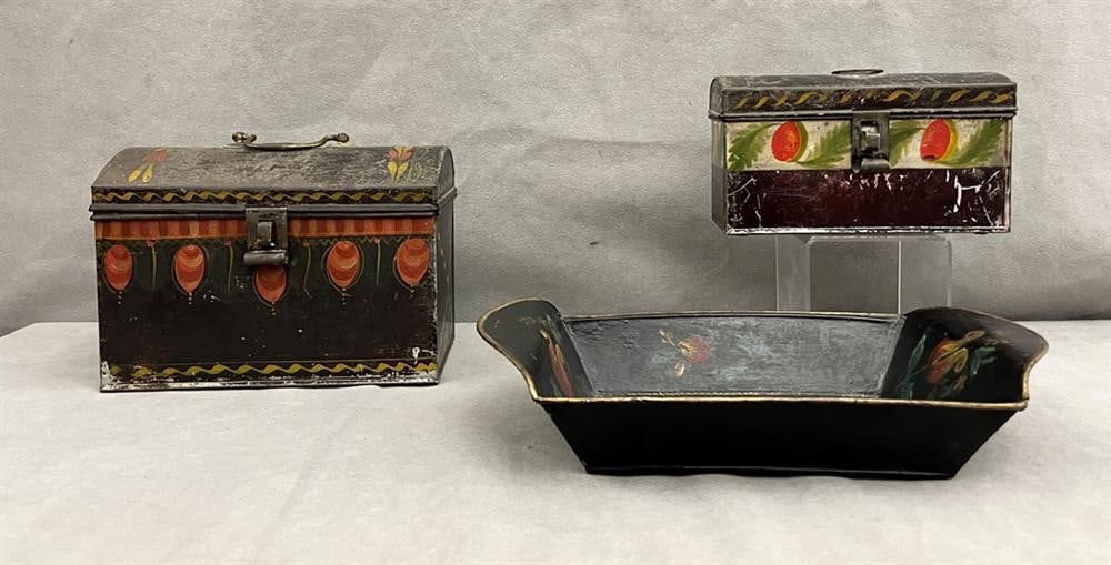 THREE ITEMS AMERICAN PAINTED TOLEWARE, 19th century. Including dome top box with original painted (1 of 15)