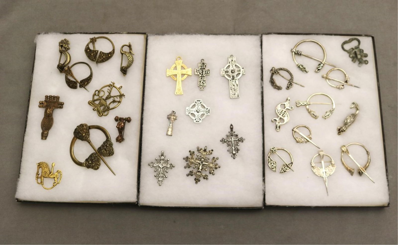 COLLECTION 28 ASSORTED CROSS PENDANTS, VESTMENT PINS, AND OTHER RELATED PINS - . (1 of 8)