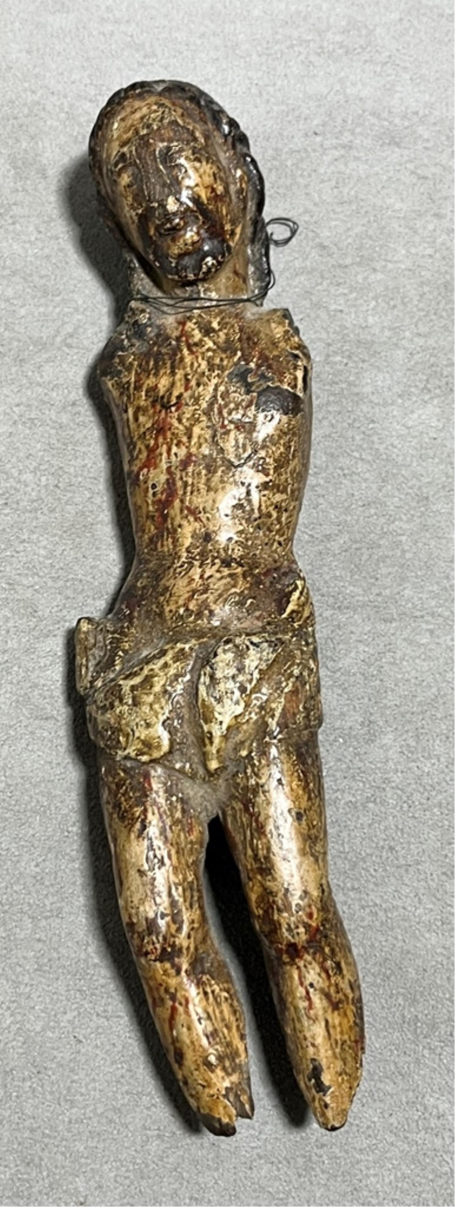 CONTINENTAL CARVED AND POLYCHROMED WOODEN FIGURE OF CHRIST 17th-18th century - L: 8 3/4 in.. (1 of 7)