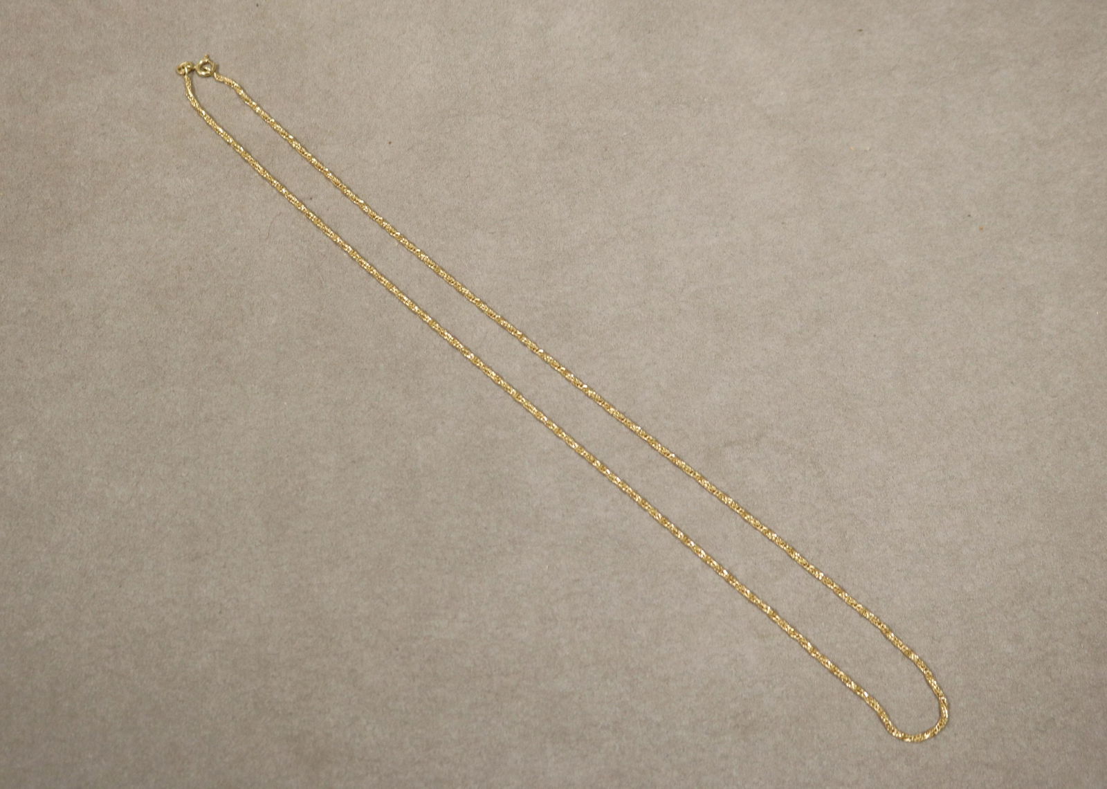 ITALIAN 18K (750) YELLOW GOLD FLEXIBLE ROPE CHAIN NECKLACE - L: 23 1/4 in. Wt. 6 dwt. (1 of 3)
