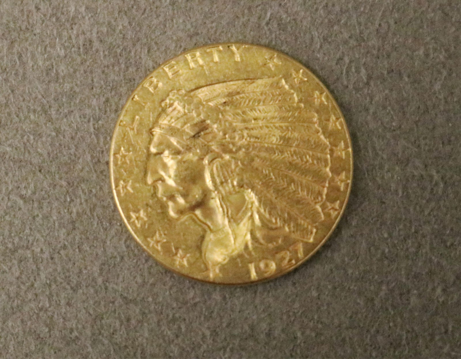 U.S TWO-AND-ONE-HALF DOLLAR GOLD COIN DATED 1927 - . (1 of 2)