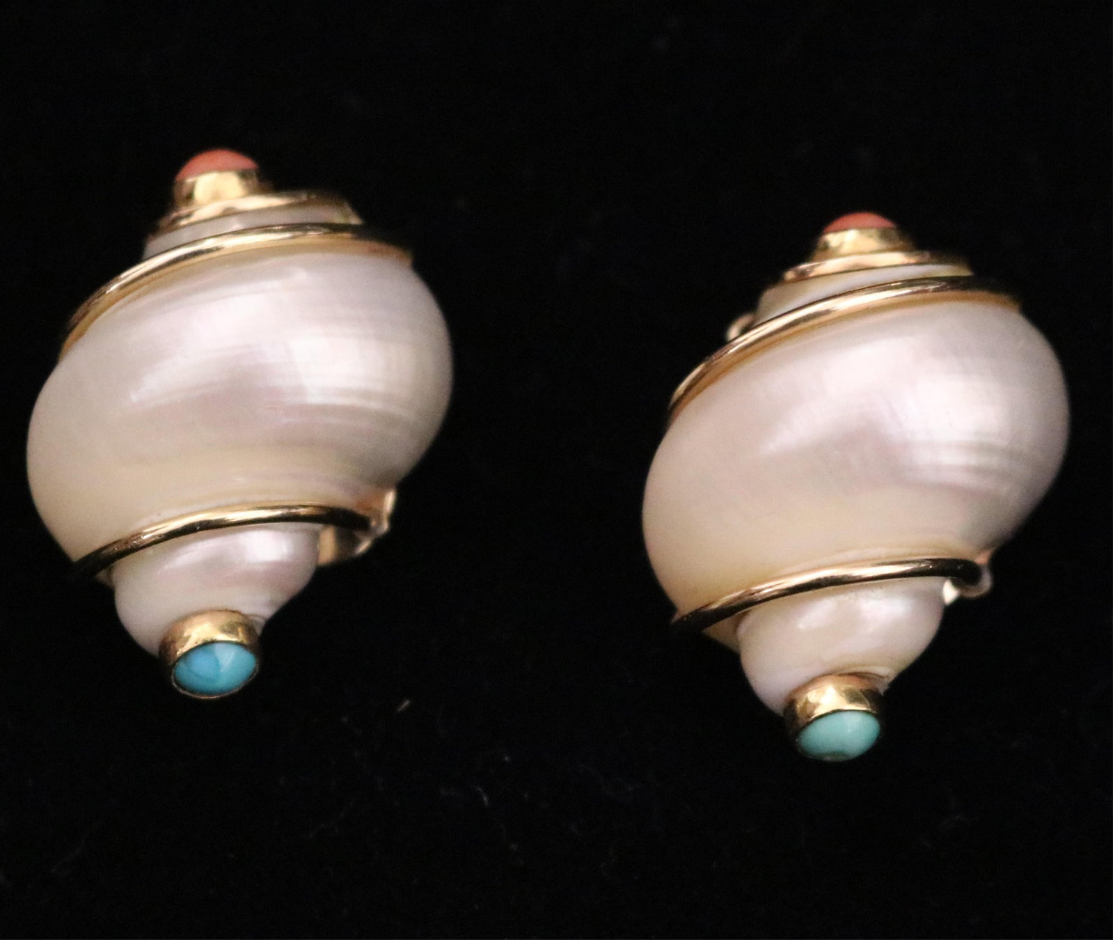 PAIR SIGNED SEAMAN SCHEPPS 14K YELLOW GOLD, SHELL, TURQUOISE AND CORAL CLIP-BACK EARRINGS - .: PAIR SIGNED SEAMAN SCHEPPS 14K YELLOW GOLD, SHELL, TURQUOISE AND CORAL CLIP-BACK EARRINGS Each earring has gold-backed opalescent shell with gold wirework and turquoise and orange coral end caps. L:1