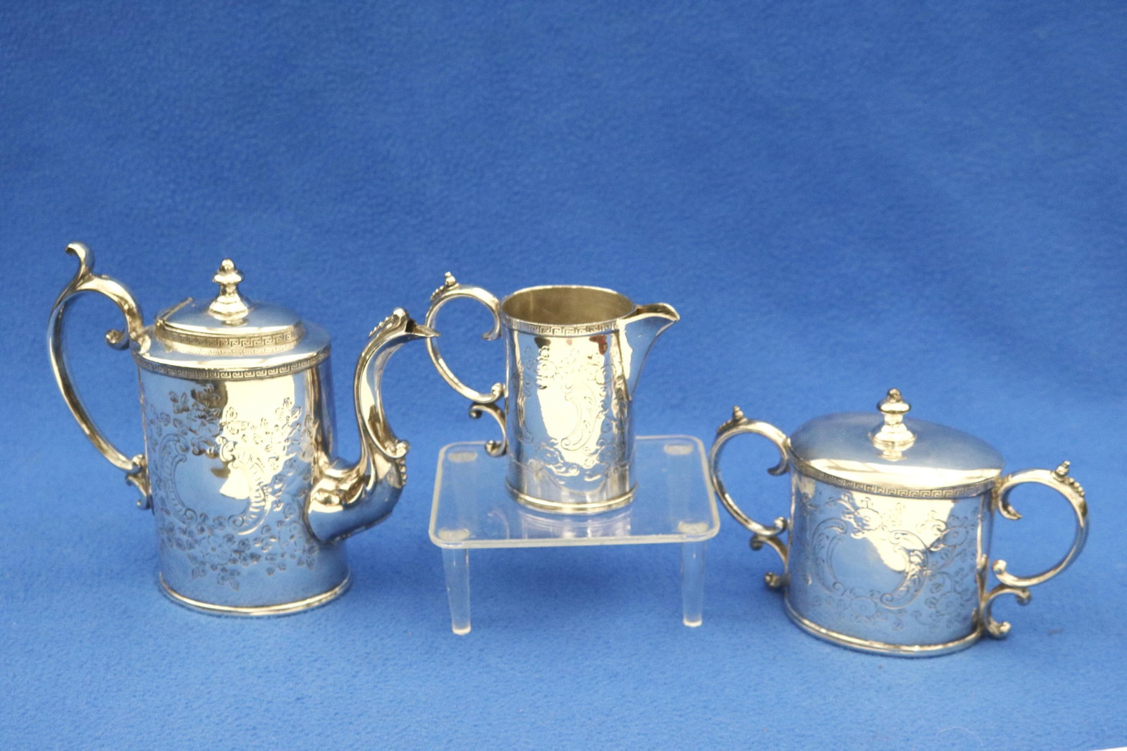 THREE-PIECE REED & BARTON CO. SILVER-PLATED INDIVIDUAL COFFEE/TEA SET late 19th century - Pot, H: (1 of 12)