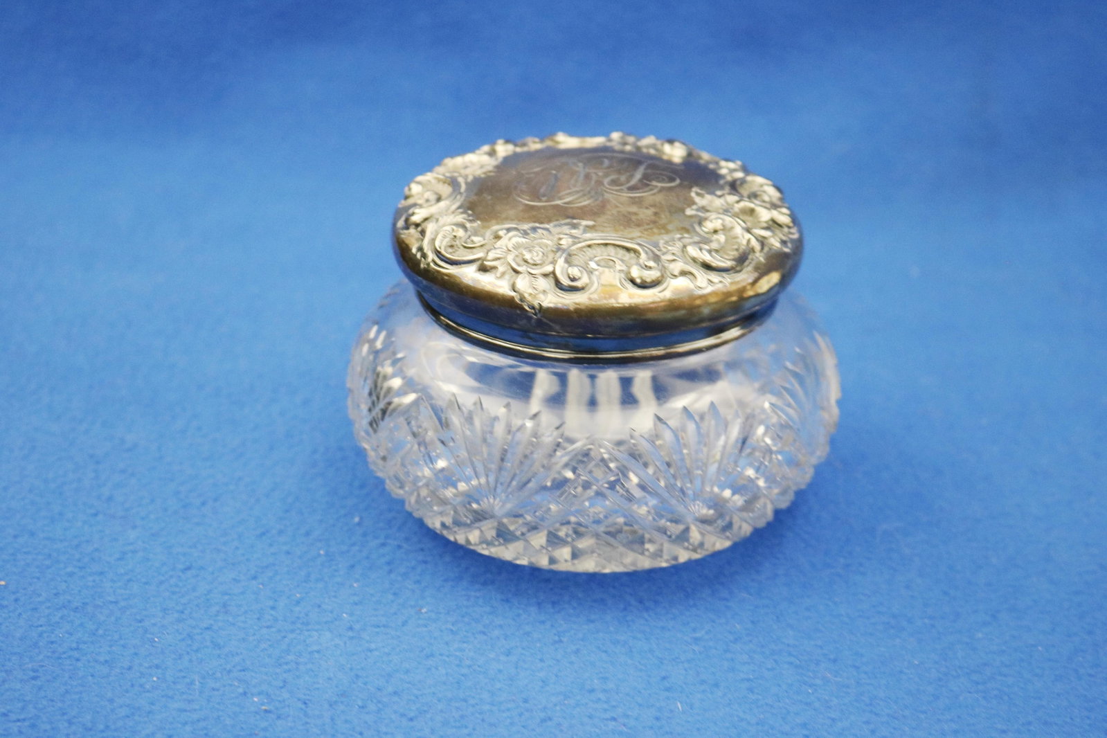 FIVE ASSORTED STERLING SILVER TABLE ITEMS - Silver weight, 13.2 troy oz.. - 7