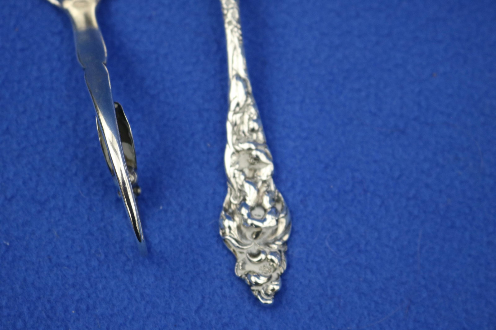 SEVEN ASSORTED STERLING SILVER TABLE ARTICLES - . - 4