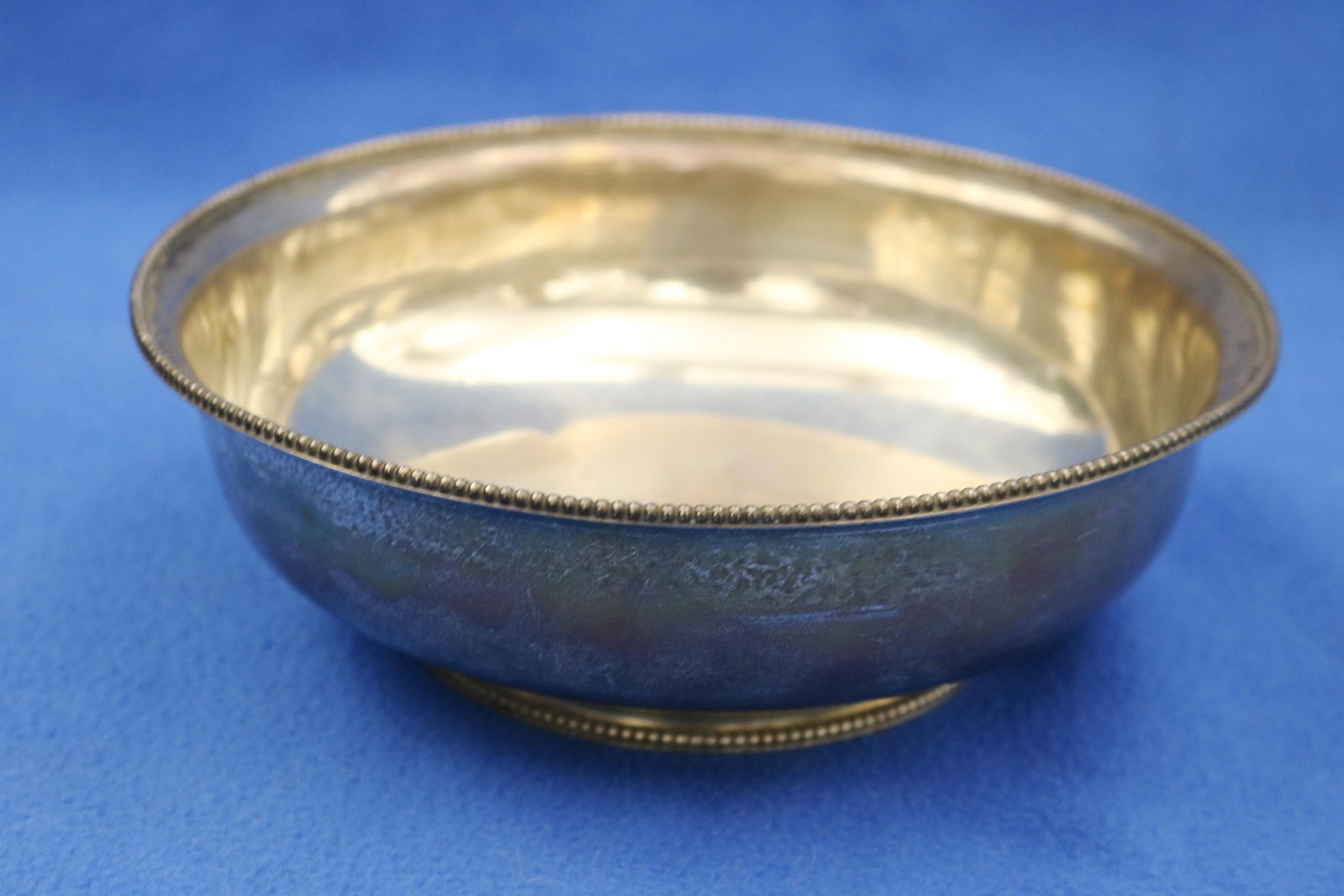 SEVEN ASSORTED STERLING SILVER TABLE ARTICLES - . - 9