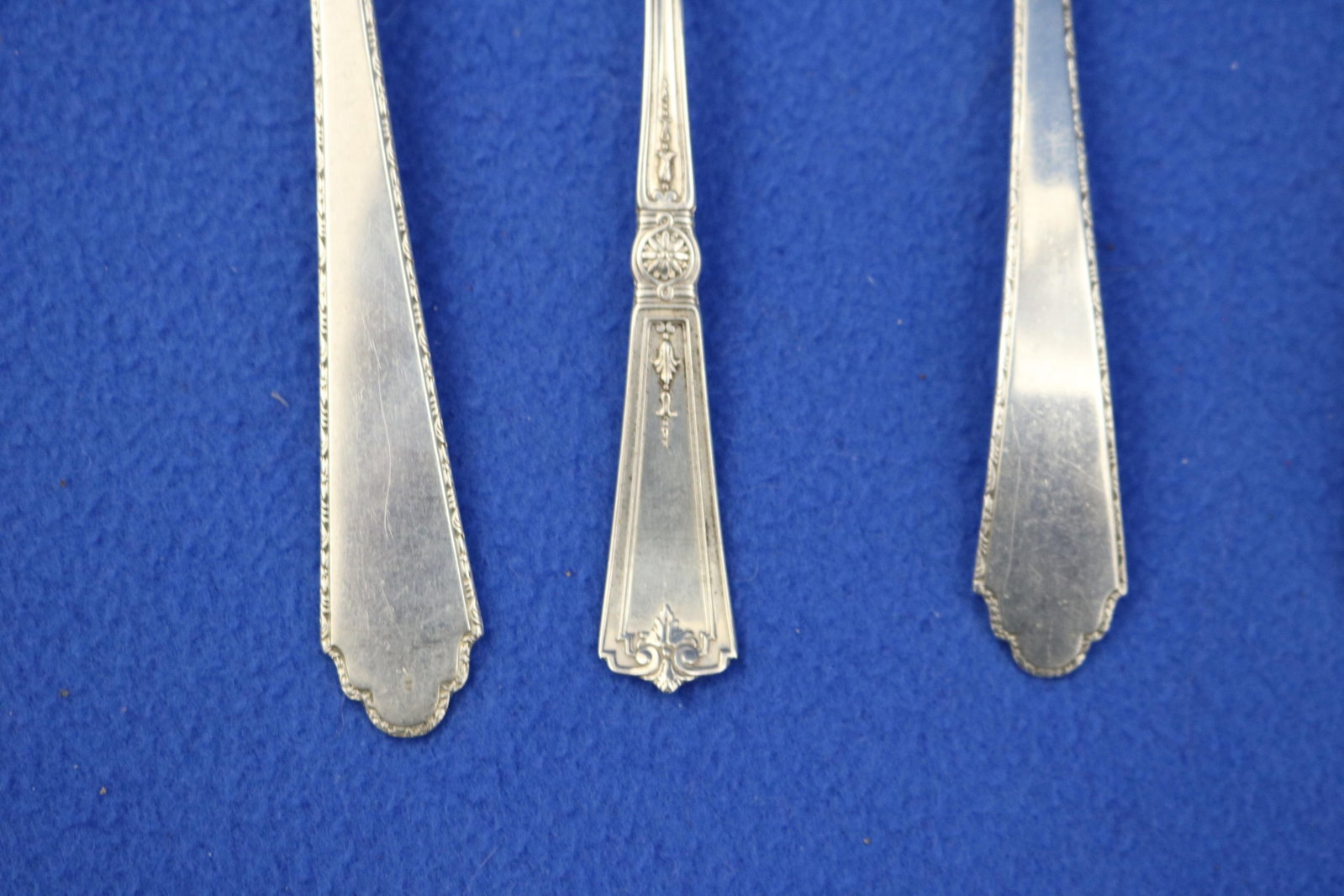 TWO PARTIAL SETS STERLING SILVER FLATWARE - Wt . 32 troy oz.. - 2