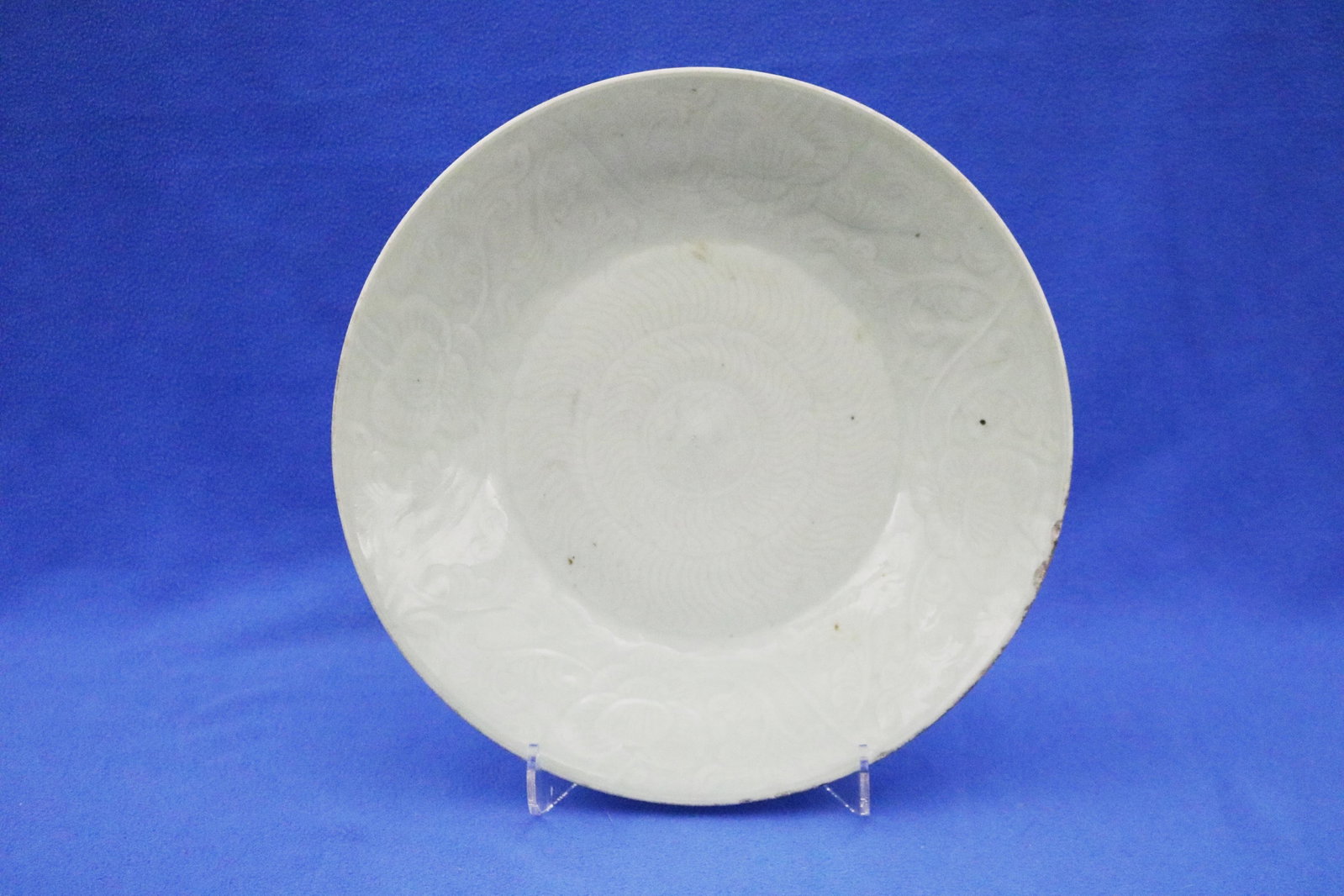 CHINESE CELADON GLAZED PORCELAIN CHARGER 19th century - D: 14 ??. (1 of 4)