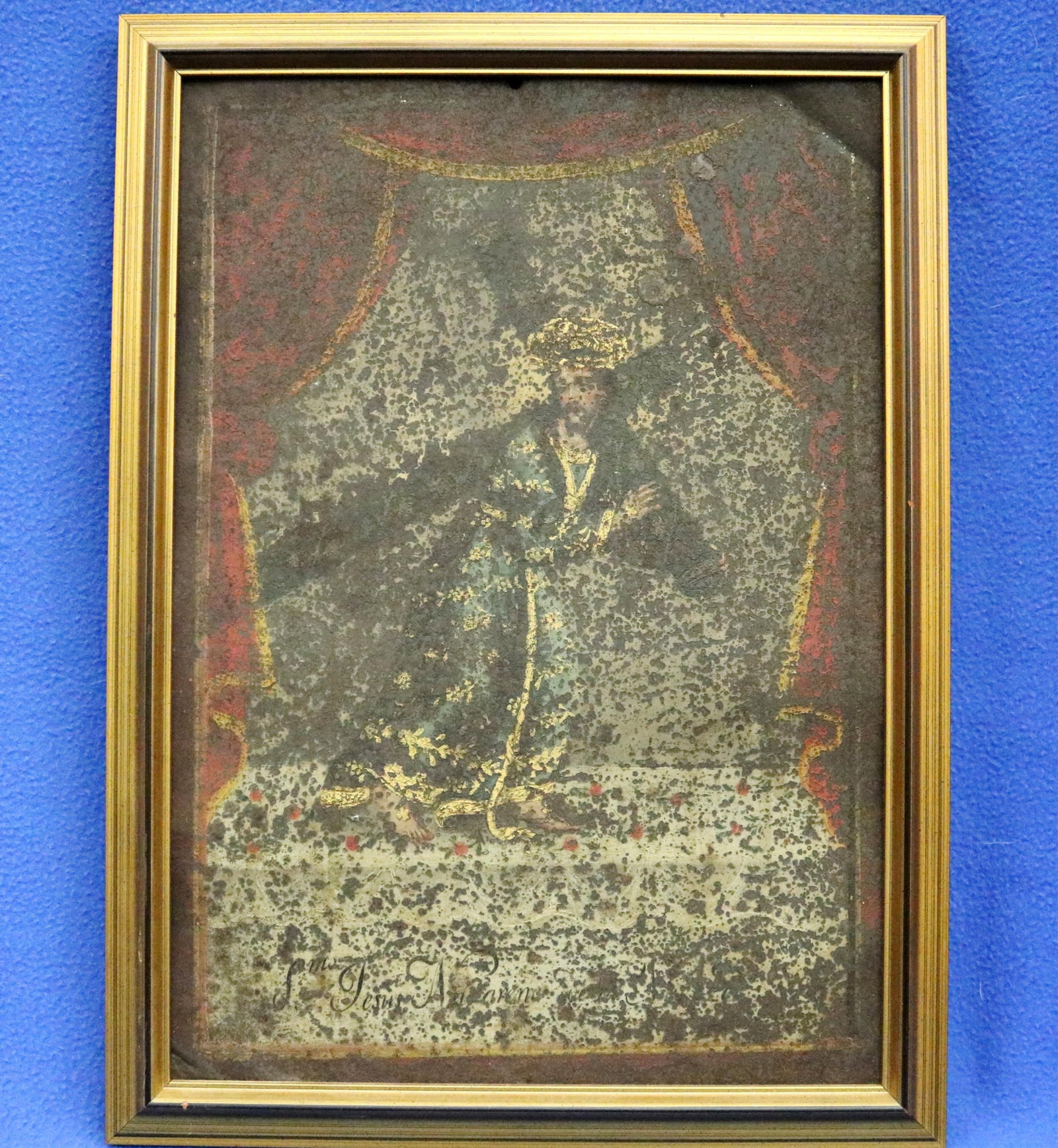OIL ON TIN MEXICAN PAINTING AS CHRIST CARRYING THE CROSS - Frame: 15.25 x 11.25 inches. (1 of 9)
