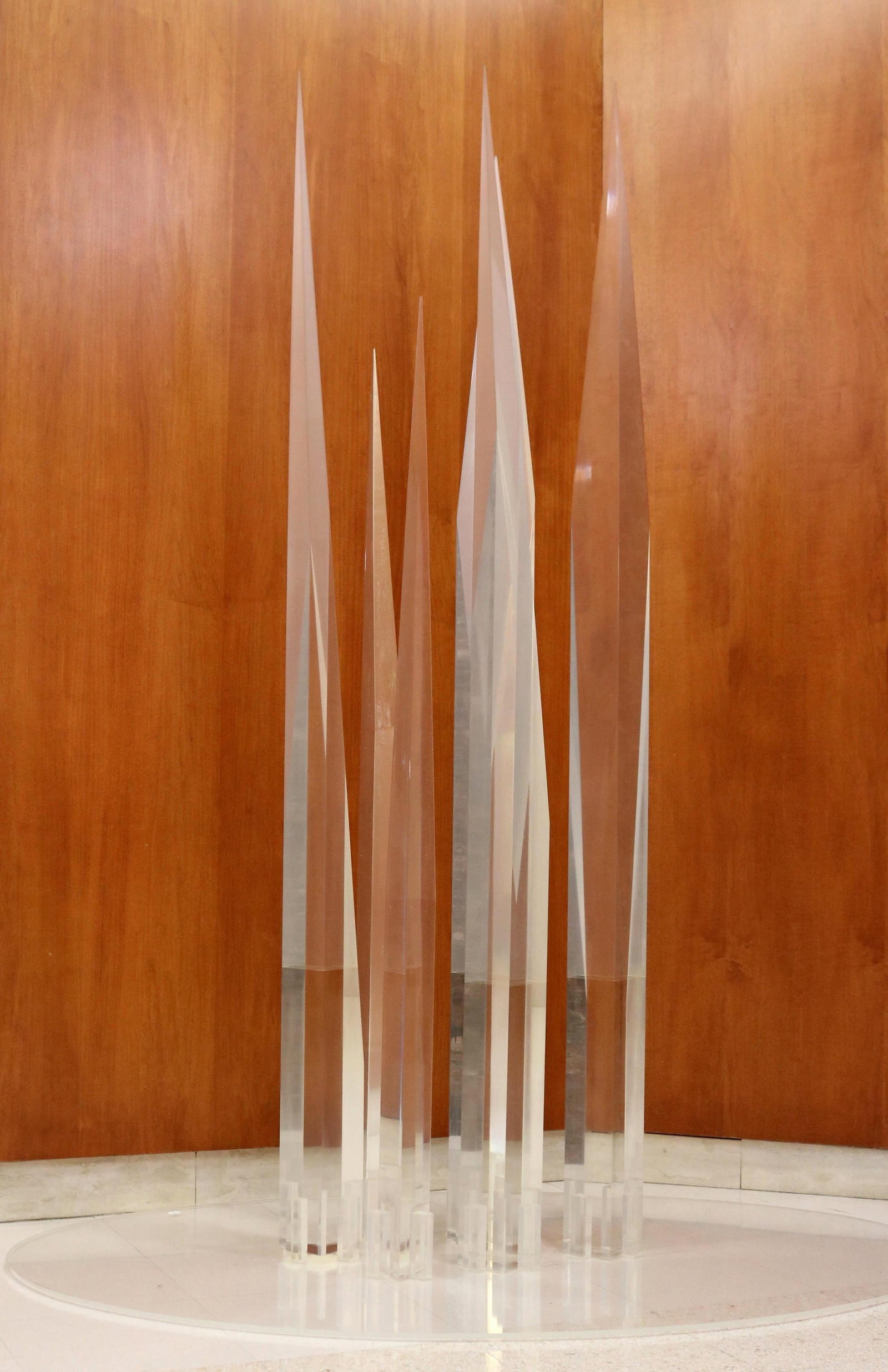 HELEN "LENI" STERN (Washington Color School, 1930-2019). UNTITLED, 1971. MID-CENTURY MODERN: HELEN "LENI" STERN Washington Color School, 1930-2019 UNTITLED, 1971. MID-CENTURY MODERN SCULPTURE Colorless plexiglass Signed on base and dated 1971. Oval plinth base. 77 1/2 in. (196.9 cm.), Base: 6
