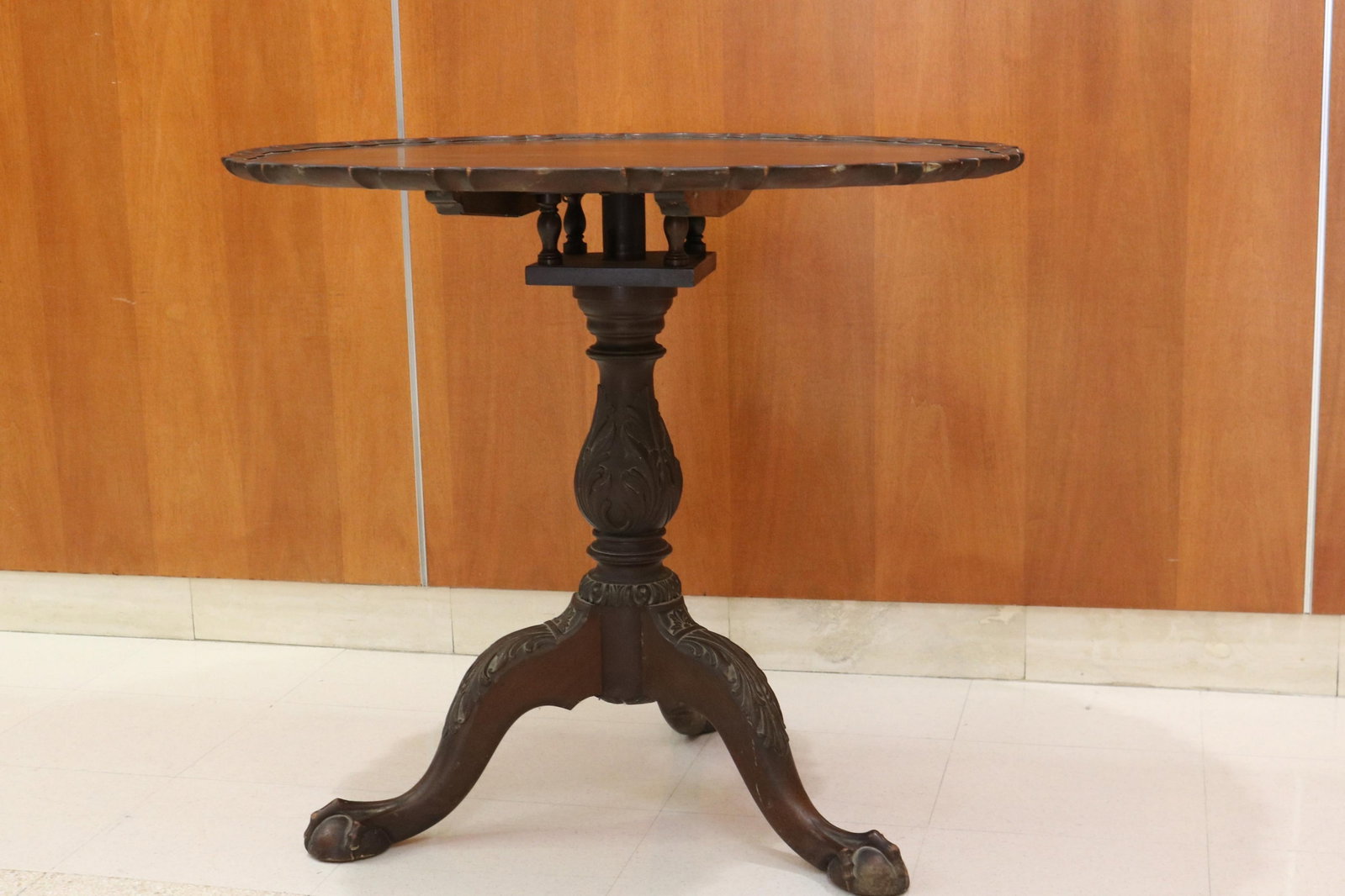 AMERICAN CHIPPENDALE STYLE MAHOGANY TILT-TOP TEATALBE WITH PIECRUST TOP 19th century - H: 29 1/4 in. (1 of 8)