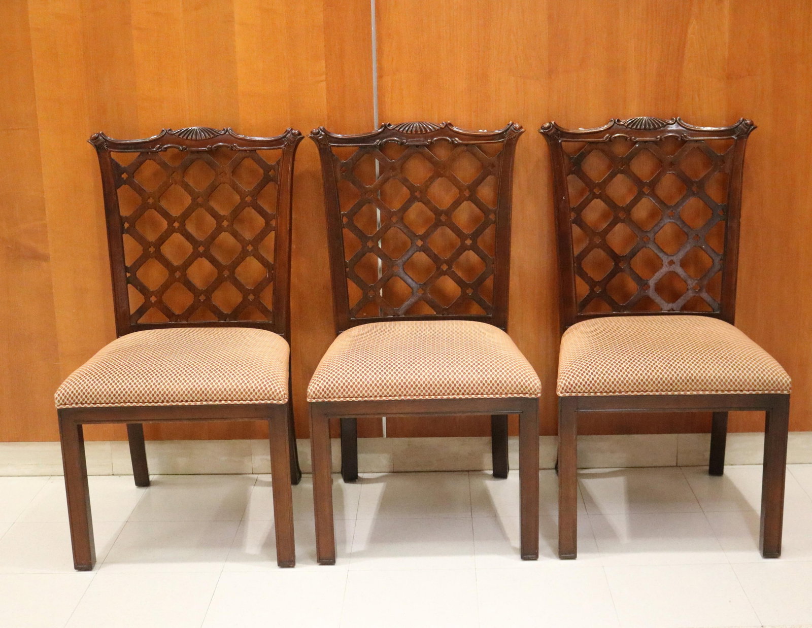 SET EIGHT CHINESE CHIPPENDALE STYLE CARVED MAHOGANY DINING SIDECHAIRS WITH OPENWORK LATTICE BACKS: SET EIGHT CHINESE CHIPPENDALE STYLE CARVED MAHOGANY DINING SIDECHAIRS WITH OPENWORK LATTICE BACKS Made by Hickory Chair Co. Rust and cream color fabric covered seats 800-1200
