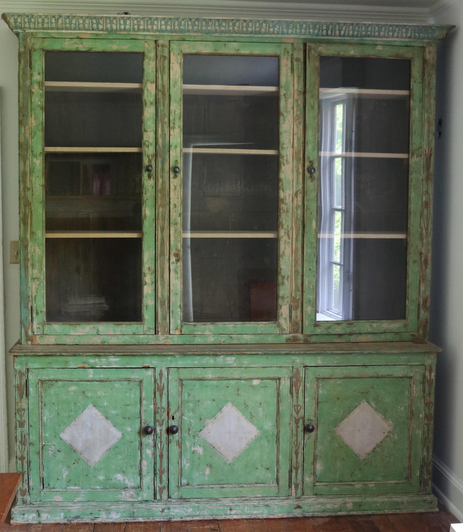 GREEN-PAINTED COUNTRY HUTCH CUPBOARD early 19th century - H: 92 1/2 in. W: 80 3/4 in. D: 20 in.. (1 of 15)