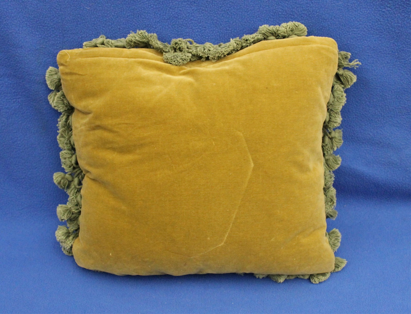 TWO VINTAGE FLORAL NEEDLEPOINT PILLOWS - . - 4