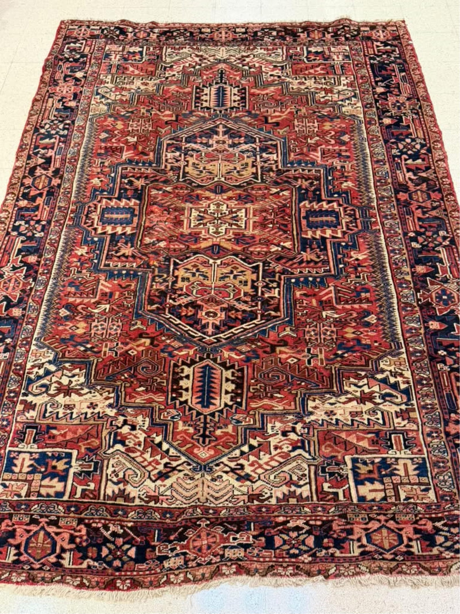 HERIZ RUG Early-to-mid 20th century - App. 9 ft. 2 in. x 11 ft. 11 in.. (1 of 20)
